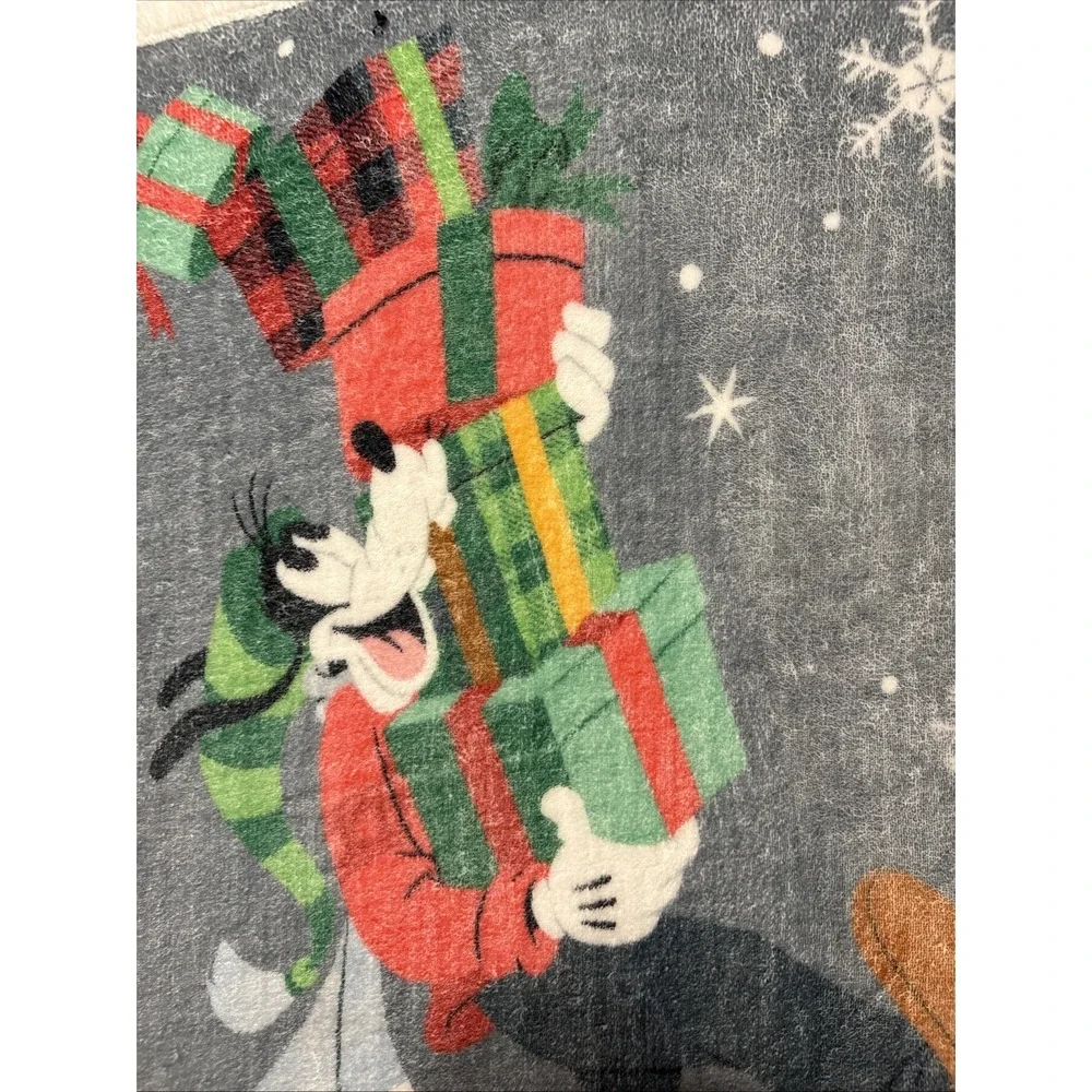 Disney Parks Christmas Mickey & Friends Reversible Fleece Throw Blanket